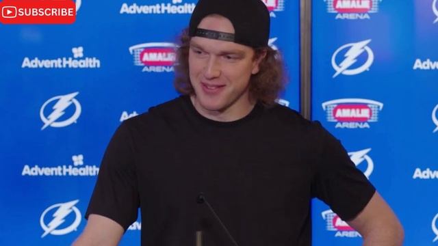 Игроки НХЛ короновали Кучерова и Василевского как кор