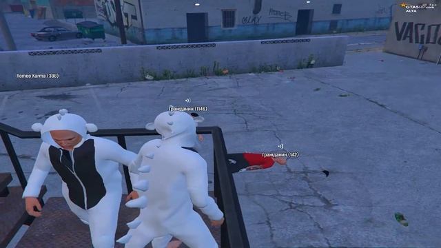 ИГРОКИ ДЕРУТСЯ ЗА ДЕНЬГИ?? + РОЗЫГРЫШ ИГРОВОЙ КЛАВИАТУ? смотреть онлайн