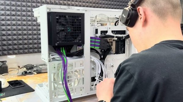 Сборка в корпусе от Geometric Future Model 5 White. Переносим внутр?