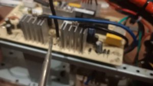 Бесперебойник. Если перепутал плюс с минусом.