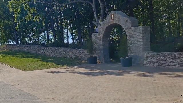 Лебединое озеро и другие загадки Изборска, Ч. 2 нашего ?