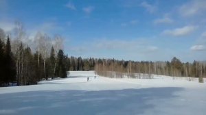 Катание на лыжах по насту