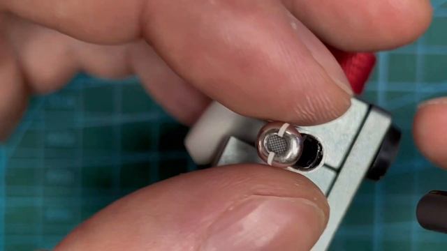 Замена аккумулятора AirPods 1/2 Gen смотреть онлайн