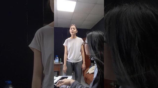 ребят ребята это видео номер 4 это тоже хожу на вокал  #?