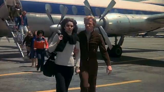 Крутые парни ходят в черном / Good Guys Wear Black. 1978 смотреть онлайн