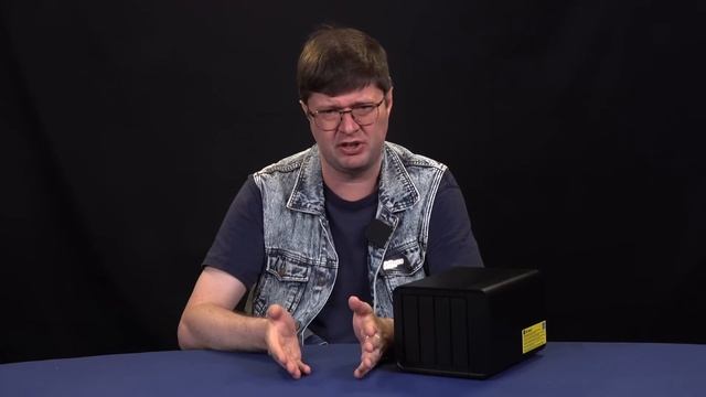 Обзор Terramaster F4-424: Недорогой мультиплатформенный NAS пов смотреть онлайн