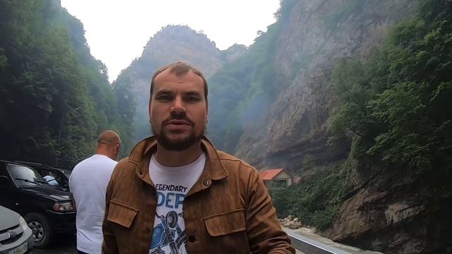 Чегемское ущелье (чегемские водопады). По красоте на б?