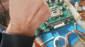 Короткое замыкание на материнской плате. Как найти и у