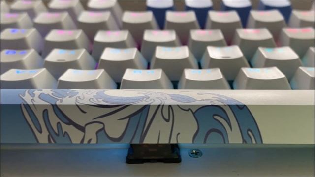 Keyrox TKL Aquarius СПУСТЯ ГОД смотреть онлайн