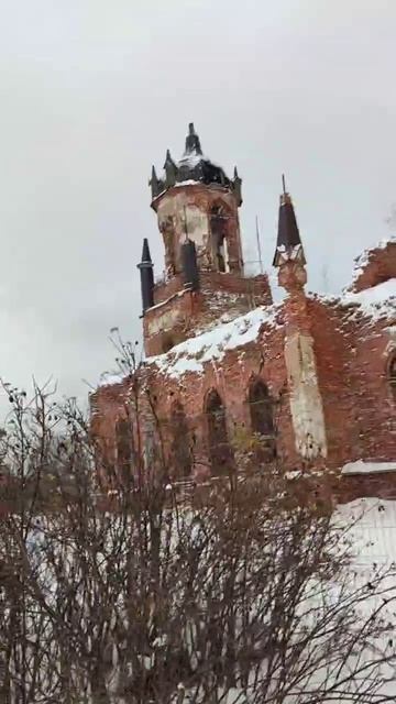 Разрушенная церковь в усадьбе Марьино смотреть онлайн