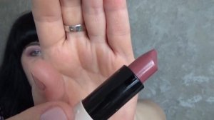 Пять новых оттенков помады Фаберлик серии Its Collagen с пе?