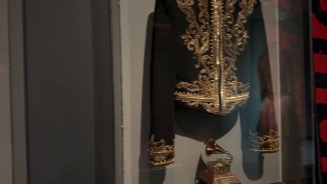 VLOG. Кливленд. Рок-н-ролл и сокровища с барахолки. смотреть онлайн