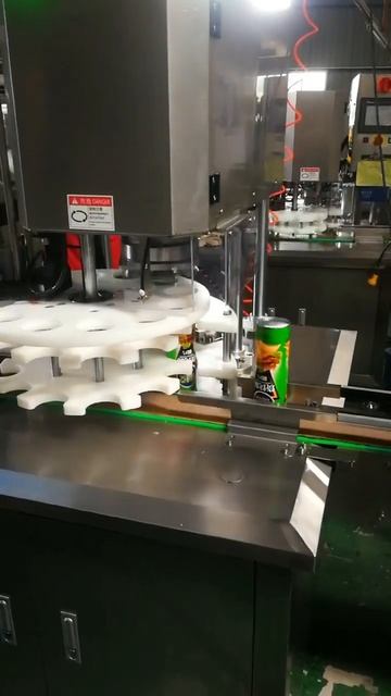 Как запечатываются банки с картофельными чипсами?