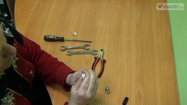 Монтаж разъема NM LCF 1 ⁄2 на кабель CF 1 ⁄2 без специализированной машинки