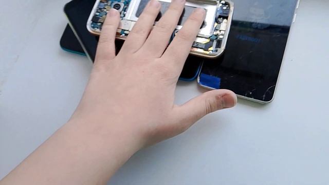 моя коллекция телефонов за 2025 г @MobileGleb смотреть онлайн