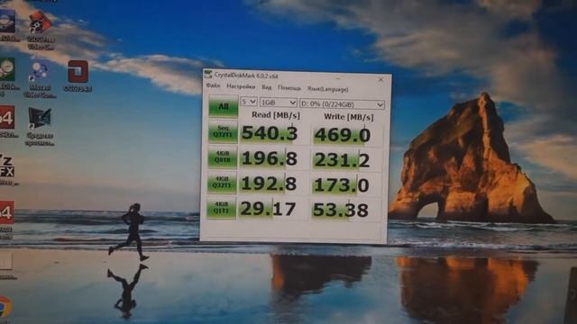 Відеоогляд із MOYO – SSD накопичувач APACER SATA 2.5" 240GB AS340X TLC (AP смотреть онлайн