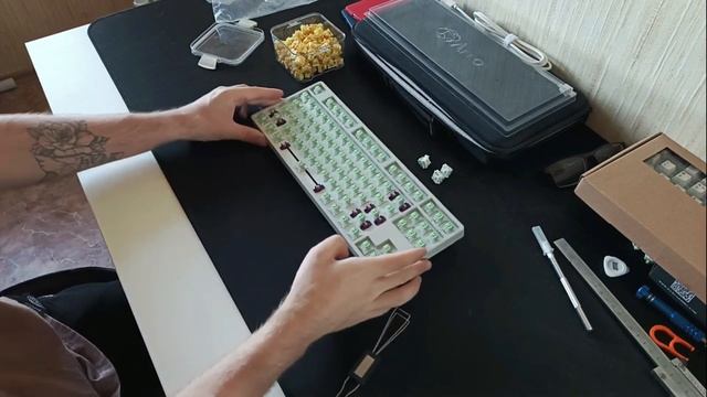 Собрал ретро-погремушку из AKKO 5087S