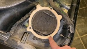 Будни с ауди а4 б5.Замена передних колонок,разберётся к