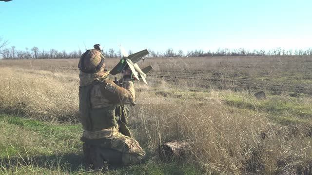 ПВО-дрон Ёлка сбивает разведывательный БПЛА Всу 💥🇷🇺👊 смотреть онлайн