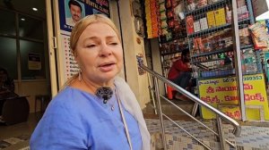 Встреча с Мией. Куда она пропала и как живет_ Идем в магазин тканей. Путтапарти.