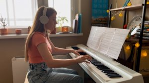 Д. Хисаиси - "Merry Go Round of Life" ("Карусель жизни") из аниме "Ходячий замок"