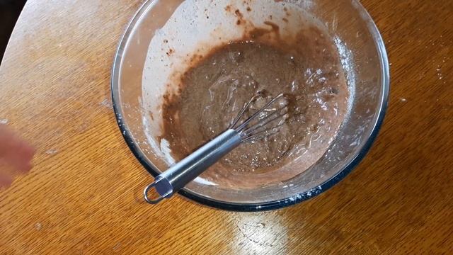 Очень вкусный пирог. Без яиц и сливочного масла. Шокол?