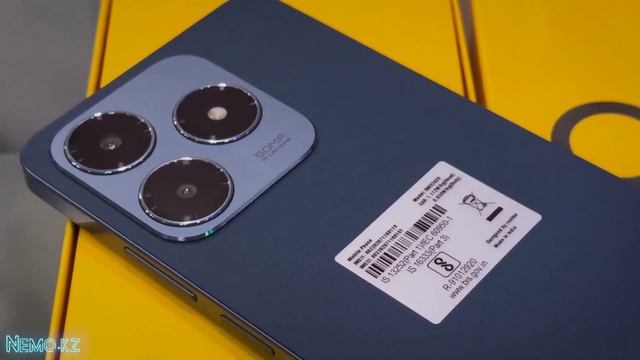 Смартфон Realme C63 8256GB Синий смотреть онлайн
