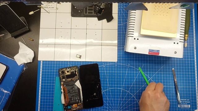 Poco F6 Pro - переклейка стекла | замена стекла Poco F6 Pro смотреть онлайн