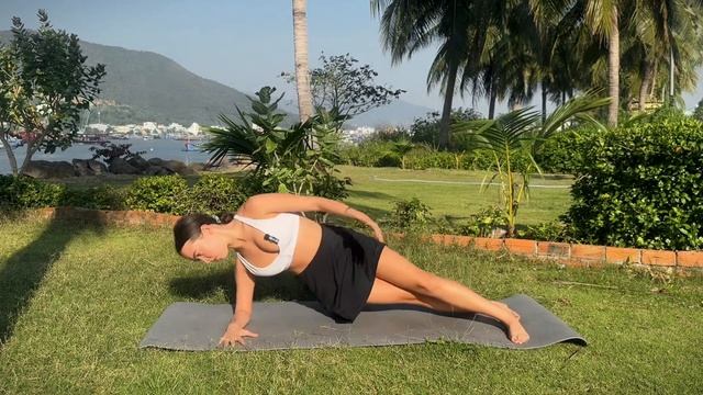 ЗДОРОВАЯ СПИНА ЗА 6 МИНУТ В ДЕНЬ! 5 АСАН ЙОГИ (ЭФФЕКТ ЧЕР