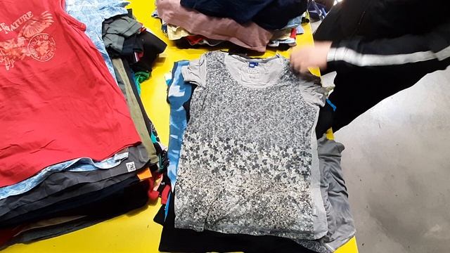 Футболки м+ж. Второй сорт (S1-Mixed T-shirts No.2) - C 388 смотреть онлайн