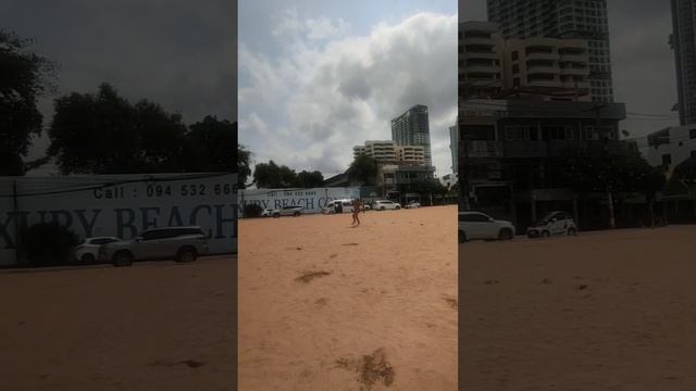 Пробежка по жаркому солнцу. #солнце #бег #лето