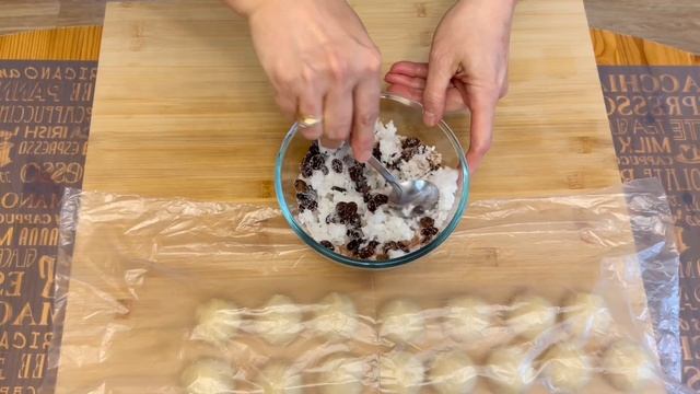 Постные пирожки с рисом, изюмом и корицей от Виктории ?