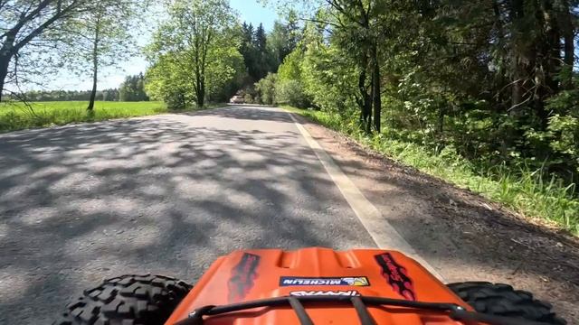 Traxxas X-maxx Vs Taxi