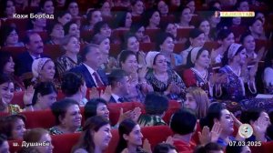 Комроҷон бо суруди Дар хона оча боша давлати бача боша