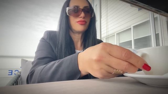 Меняю ОБРАЗ за минуту 😂 Кофе вкусный ,а вот ПИЦЦА ‼️?