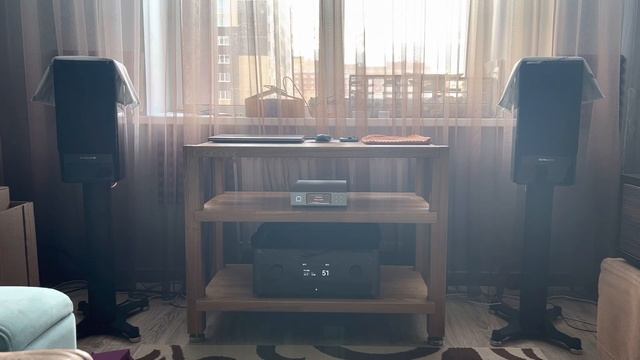 Aurender N150 + MICHI X5 (видео 5)