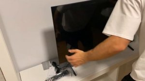 Hisense 43A6N / Распаковываем новый китайский телевизор от к