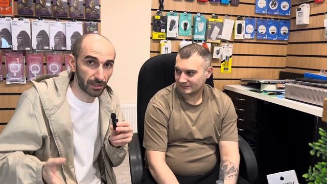 Мастер Вейс показал мне свой прибыльный ремонт телефо смотреть онлайн