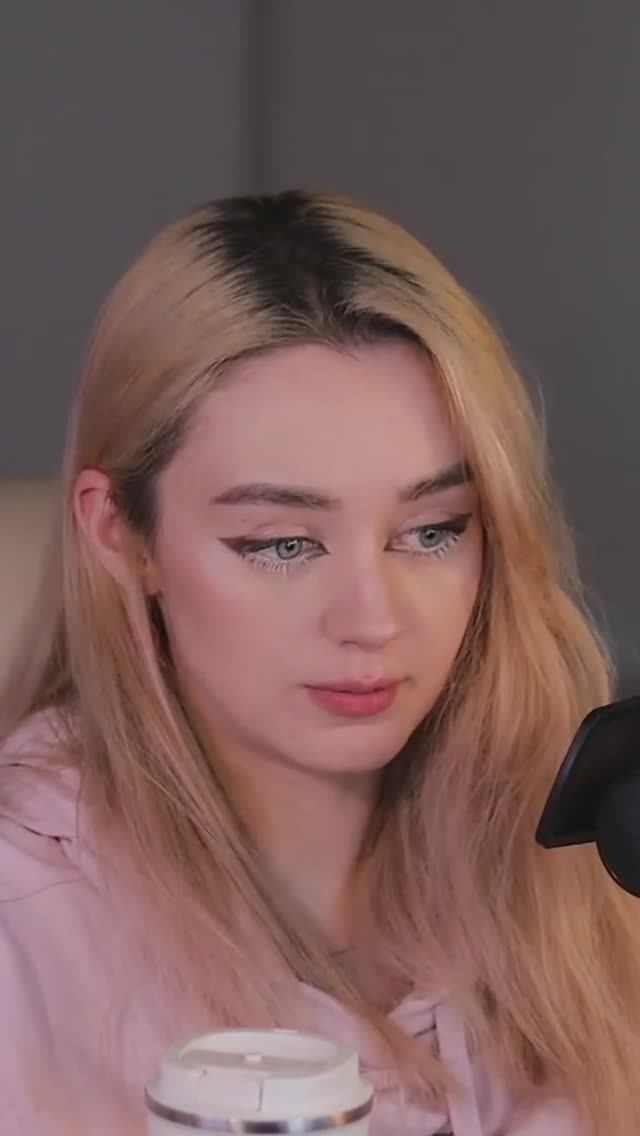 Васе бы стоило... #sinicawho #twitch #komaddor #Just_v4sya смотреть онлайн