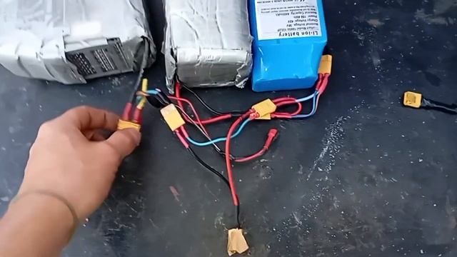 Акумулятор на 72 вольт з підручних акумуляторів смотреть онлайн