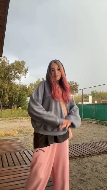 Срочно подписываемся на мою !!#ТанцыТанцыТанцы #миланатут #filimonovaDIVA #МиланаФилимонова #Тренд смотреть онлайн