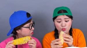 Настоящая еда против желе и шоколада Вызов ДОНА DONA