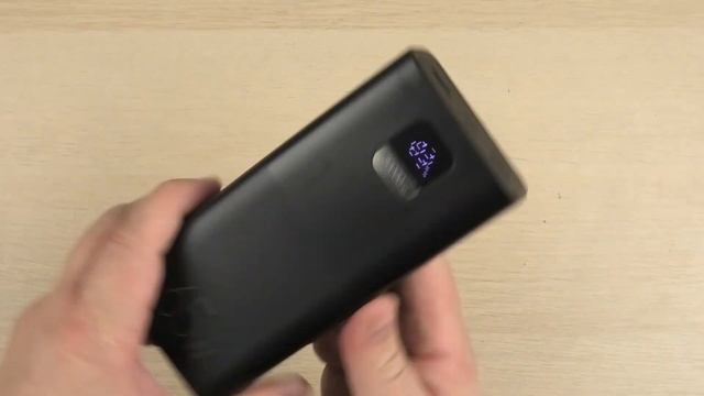 Розпаковка Usams PB68 30000 mAh QC3.0+PD3.0 65W Black (ATXLOGTC01) смотреть онлайн