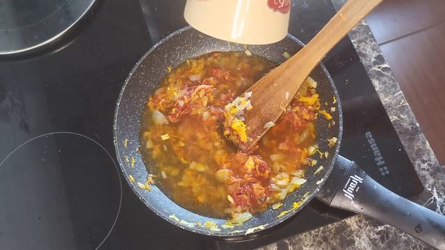 Фрикадельки з м'ясом і рисом. Рецепт від Кота