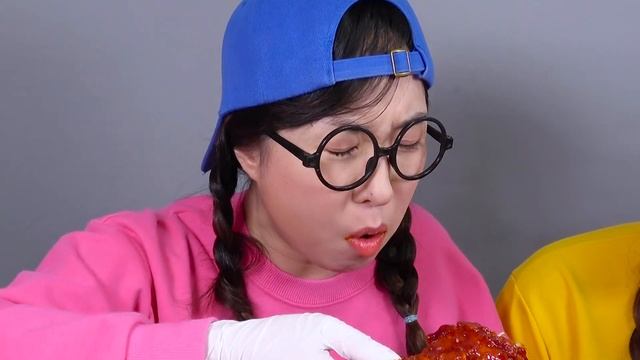 Острая еда Курица Лапша Вызов ДОНА DONA смотреть онлайн