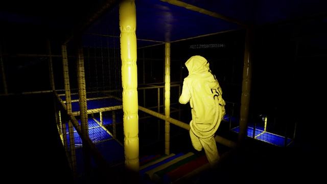 Играю в бэкрумс смотреть онлайн