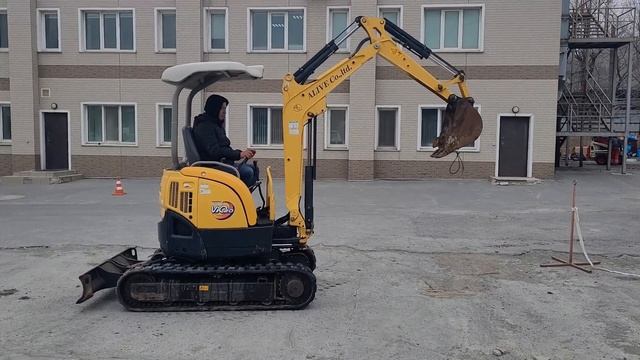 Экскаватор YANMAR VIO20-3 во Владивостоке. Тел. 8-914-792-77-71