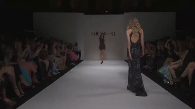 Шерри Хилл Показ 2018-2019 Нью Йорк неделя моды