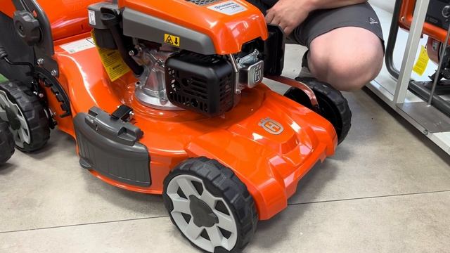 КРАЩА ГАЗОНОКОСАРКА!!!  Husqvarna LC151 ОГЛЯД!  servis prof