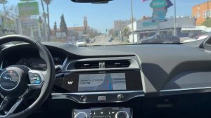 Тестирую беспилотное такси в Лос Анжелесе.